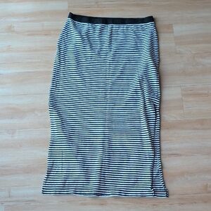 GAP Black and White Striped Pencil Skirt